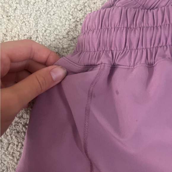 lululemon hotty hot shorts - Picture 5 of 5